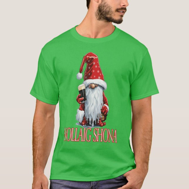 Glad jul Tomte som håller ett glas torrt Irländskt T Shirt (Framsida)