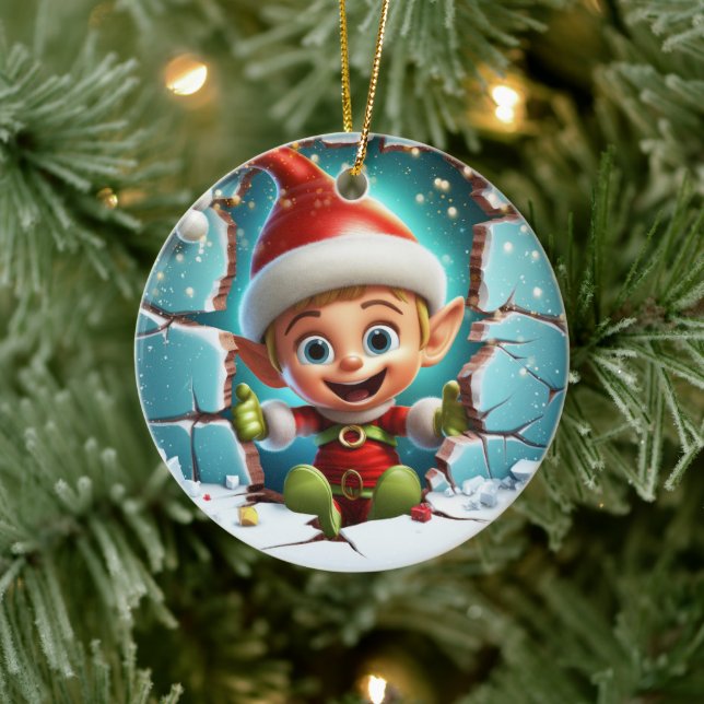 Glad jul-tomte som njuter av vintern. julgransprydnad keramik (Träd)