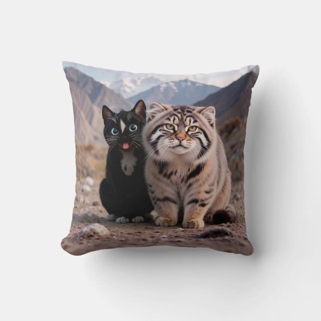 Glad katt vs. Grinig katt – Humor Kudde (Framsida)