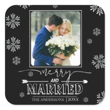 Glad och gift typografi Första julen Foto