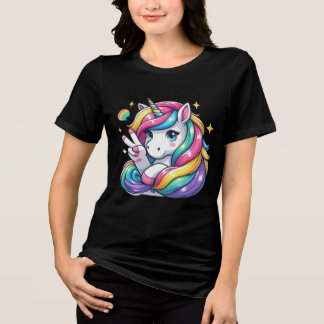 Glad och självsäker regnbågsenhörning fredstecken t shirt
