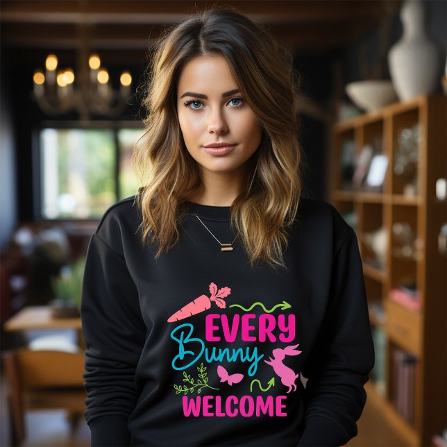 Glad påsk. Blommor T Shirt (Skapare uppladdad)