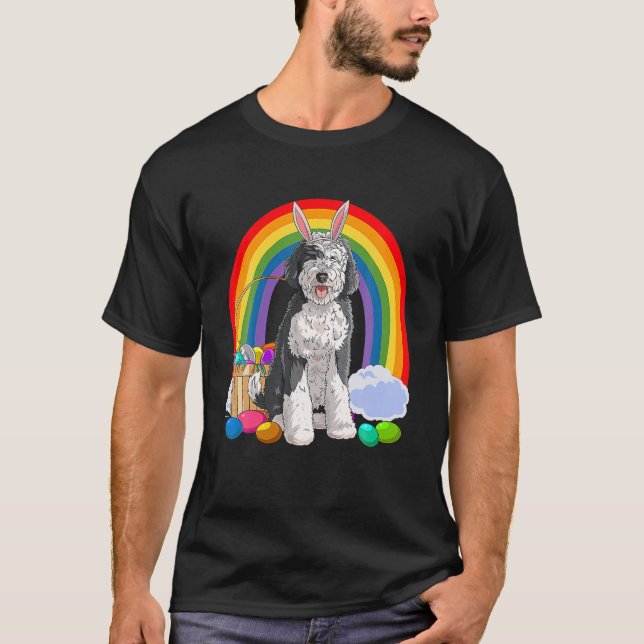 Glad påsk Eggs Bunny Hund Sheepadoodle T Shirt (Framsida)