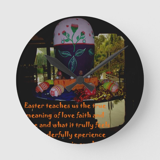 Glad påsk Kärlek Faith och Hope Önskemål Rund Klocka (Framsida)