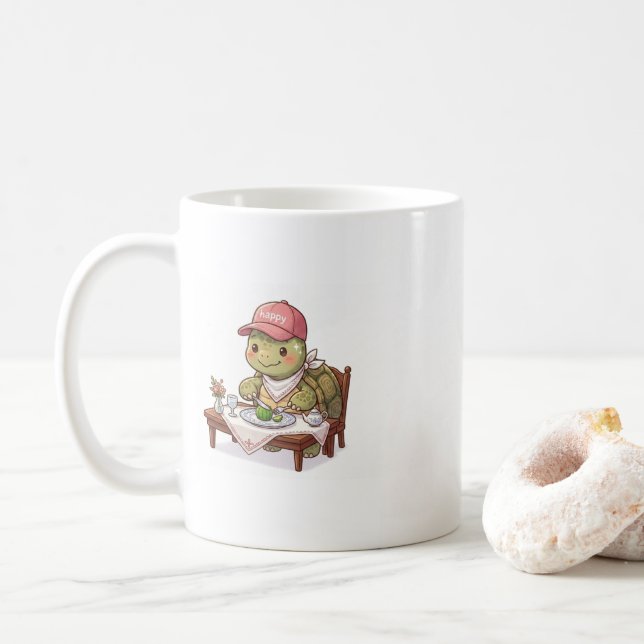 Glad söt sköldpadda som äter en måltid kaffemugg (Med munk)