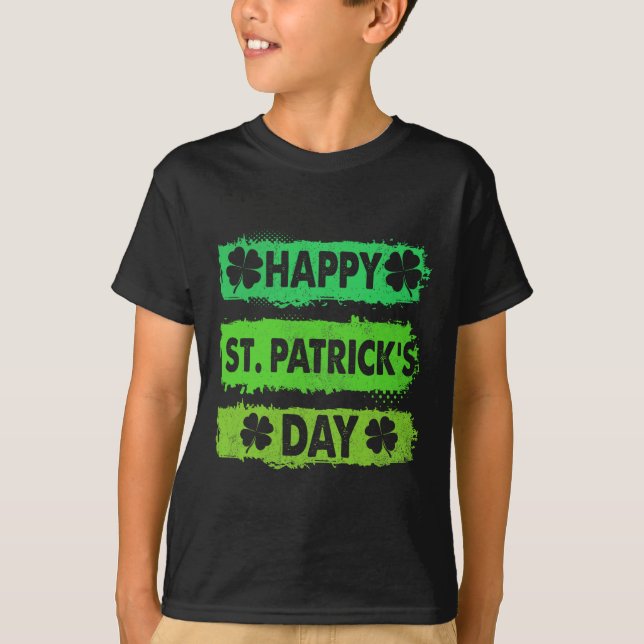 Glad St Patricks Day 2025 - Glad St Sankt Patric T Shirt (Framsida)