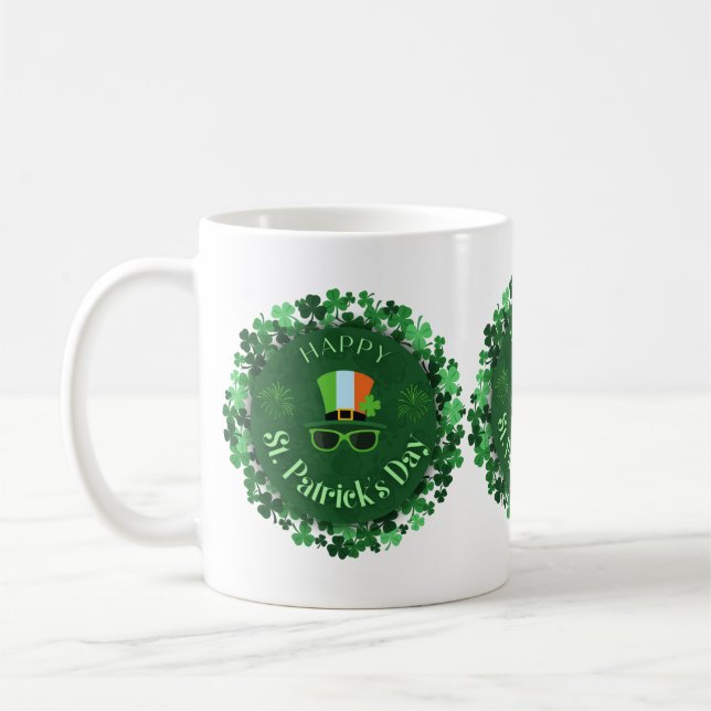 Glad St. Patrick's Day Shamrockkrans Mugg (Vänster)