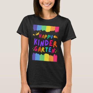 Glada förskolebarn regnbåge första dagen på backsc t shirt
