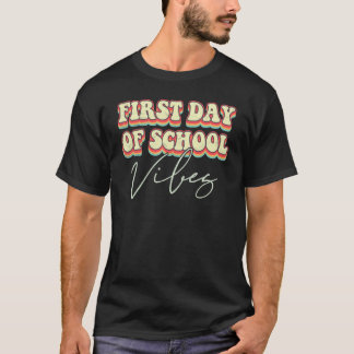 Glada Första Skoldagen Vibes Tillbaka Till Skolan T Shirt