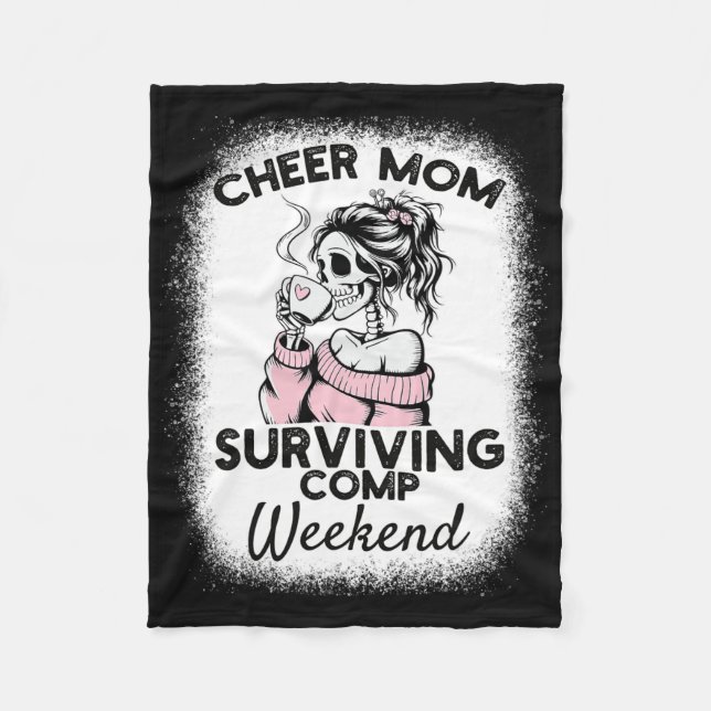 Glada Mamma Överlever Komphelgen Cheerleading  Fleecefilt (Framsidan)