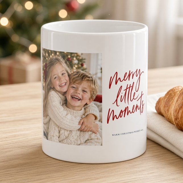 Glada små stunder Röda manus Jul Foto Kaffemugg (Skapare uppladdad)