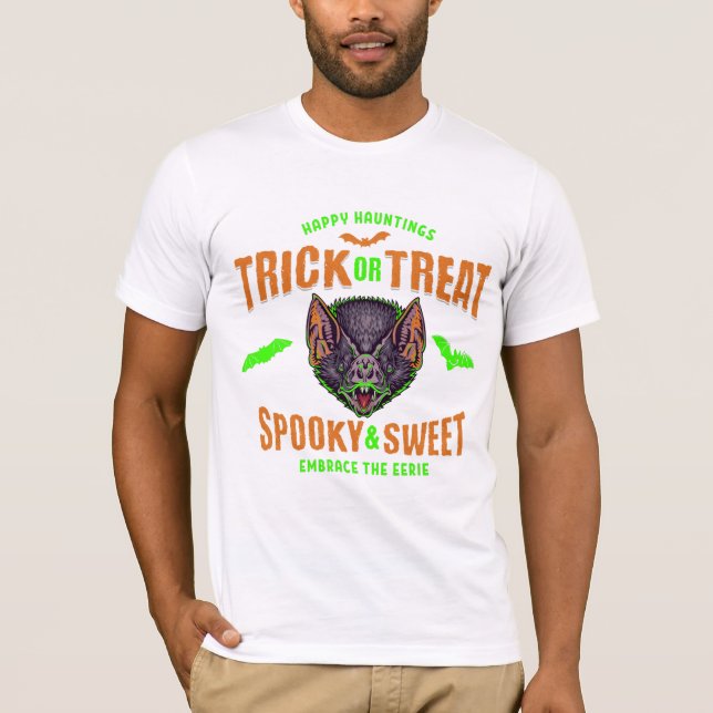 Glada spöken | Bus eller godis Halloween-fladdermö T Shirt (Framsida)