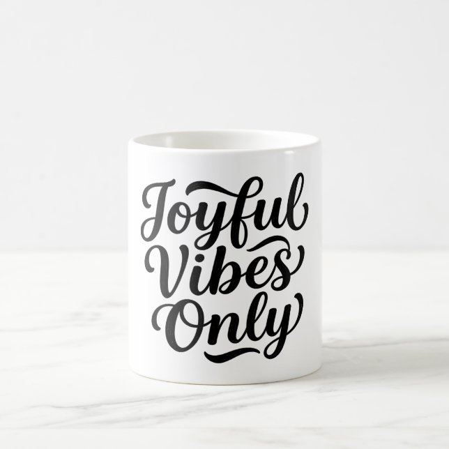 Glada Vibrationer Typografi Kaffemugg (Center)