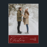 Gladast jul familjefoto, romantisk hälsning vykort<br><div class="desc">Gladast jul. Fira säsongen med detta familjefoto mysiga söta glada glädje romantiska vinröda röda vykort. Det är helt anpassningsbart och personligt med dina egna hälsningsmeddelanden. Vänligen lägg till din returadress för enkel försändelse. Det är enkelt, lätt, men modernt mysigt och festligt. Detta är det perfekta vykortet för att skicka dina...</div>