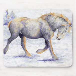 Glädje - den Percheron hästmusen vadderar Musmatta