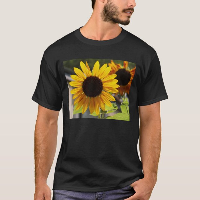 Gladlynt solrosor! tee shirt (Framsida)