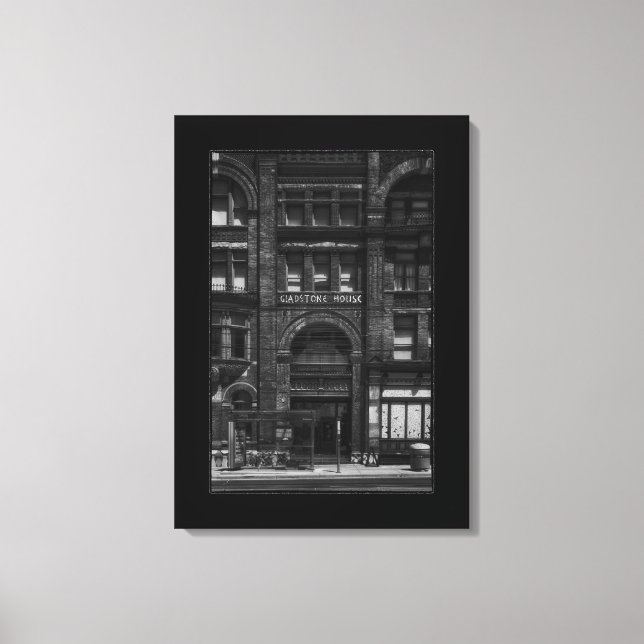 Gladstone Hotel No 3 med kant Canvastryck (Framsida)