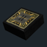 Glam Art Deco Black Guld Bröllop-årsdag för årsdag Minnesask<br><div class="desc">Art Deco inspirerade till designen med Gatsby, som rymmer 20-tal med glam- och R&B-fusionssmak. Med anpassade och monogram, kombinerat med en mycket snyggt glitter guld och svart geometrisk utformning. Slimmad och elegant personligt bröllp, årsdag eller förlovning närvarande. Anpassa med namn, årsdag och monogram eller siffror - som är gjorda i...</div>