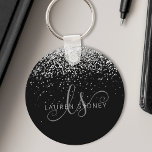 Glam Black Silver Glitter Monogram Namn Nyckelring<br><div class="desc">Glam Black Glitter-Elegant,  Monogram Keychain,  som enkelt anpassar trendigets chic-nyckelkedjedesign med elegant silver mousserande glitter på svart bakgrund. Designen har ditt handskrivna skriptmonogram med söt-snurrar och ditt namn.</div>
