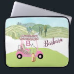 Glam Glitz Monogram Namn Ro Guld Golf Cart Laptop Fodral<br><div class="desc">Golf Gal - Roligt Glitz Glam Ro Guld Diamond Cart - bara lite "överst" men redo till springa på kursen - laptop sleeve - Detta är en underbar gåva till golf älskare - roligt/särskiljbar/unik. Och med ett unikt monogram och ett monogram för anpassningsbar och första namn för det "avsedda". Om...</div>