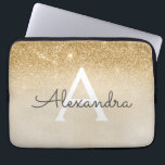 Glam Guld Glitter och Gnistra Chic Monogrammed Mon Laptop Fodral<br><div class="desc">Guld Ombre Faux Glitter och Gnistra Modern och Elegant Monogram Fodral. Fodral kan anpassas så att det omfattar ditt första och första namn.</div>