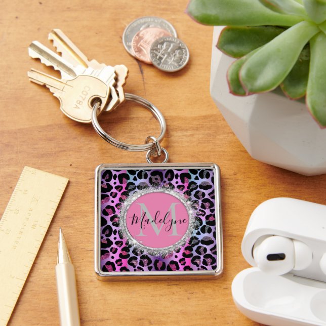 Glam Leopard Rosa och Lila Monogram Fyrkantig Silverfärgad Nyckelring (Skrivbord)