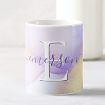 Glam Lilac Guld Abstrakt Paint Elegant Monogram Kaffemugg<br><div class="desc">Anpassa enkelt den här glamorösa stil-abstrakt-lilac-vattenfärgen och guld-sprejbakgrunden med anpassningsbarna.</div>