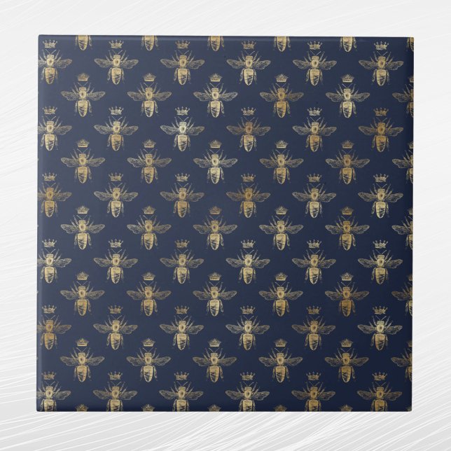 Glam Navy Blue Guld Bees Krona Kakelplatta (Skapare uppladdad)