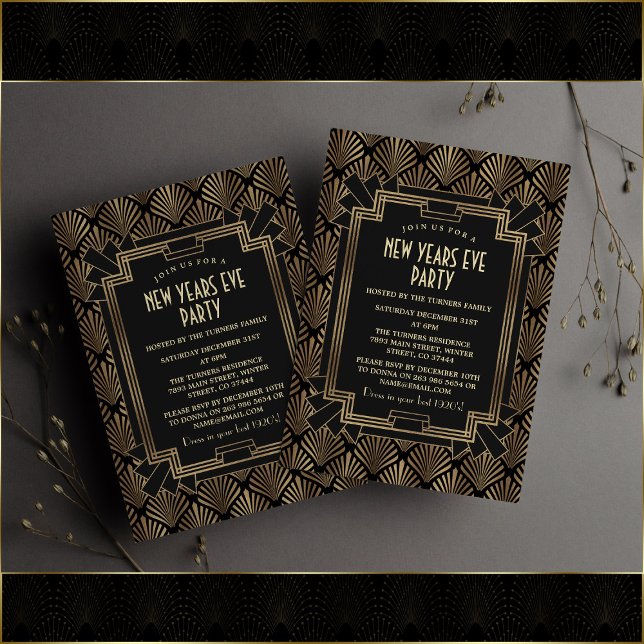 Glam Roaring 1920:s Underbara Gatsby-Nyårsafton Inbjudningar (New Year's Eve Party invitation, Art Deco new year party invite, glamorous gold black new year party)