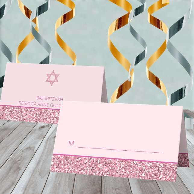 Glam Rosa Roligt Sittplats för Bat mitzvah Party Placeringskort (These pink glam Bat Mitzvah place cards are so easy to personalize)