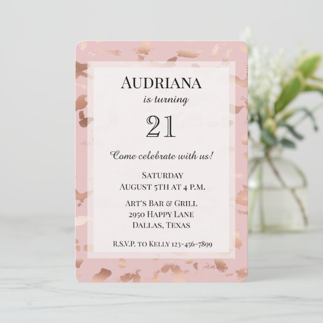 Glam Rose Gold Rodd Abstrakt Födelsedag Inbjudningar (Stående Fram)