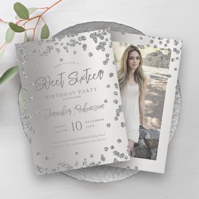 Glam Silver Chic Glitter Photo Sweet 16 Inbjudningar (Glam Silver Chic Glitter Photo Sweet 16 Invitation)