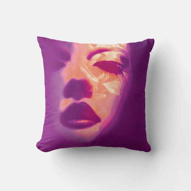 Glamor målad lila mode ansikte Pillow Kudde (Framsida)
