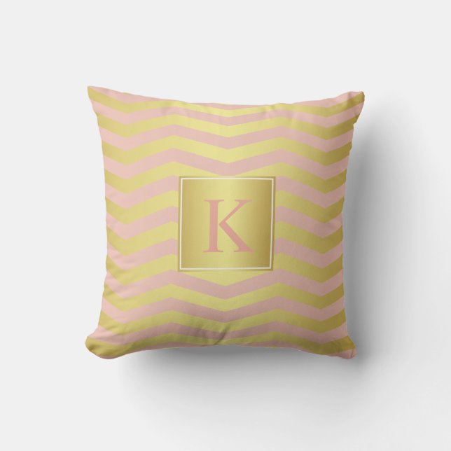 Glamor Rosa och Guld Chevrons med Monogram Kudde (Framsida)