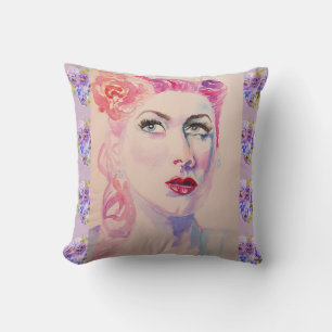 Glamoral Retro Woman Vintage Lila Watercolor Kudde