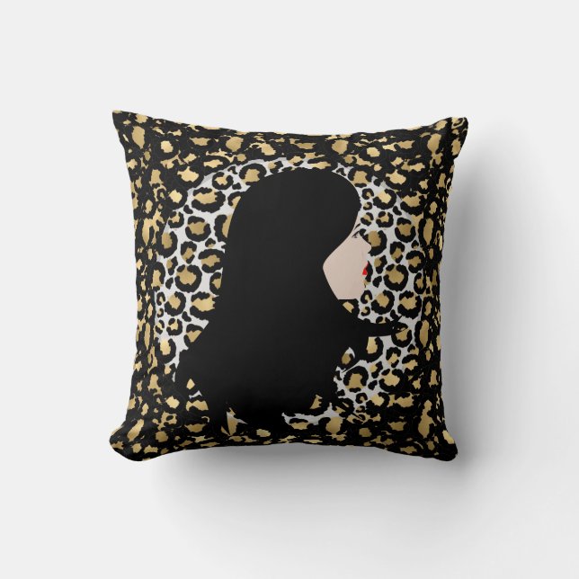 Glamorös kvinna på dubbelton leopard-utskrift kudde (Framsida)