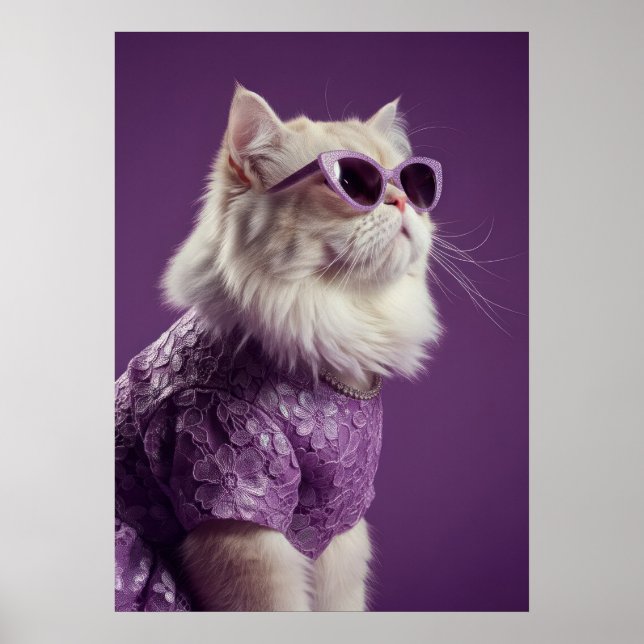 Glamorous Cat in Purple Lace Dress Poster (Framsidan)