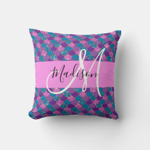 Glamourös lila havsfruskimmer Glitter Monogramnamn Kudde