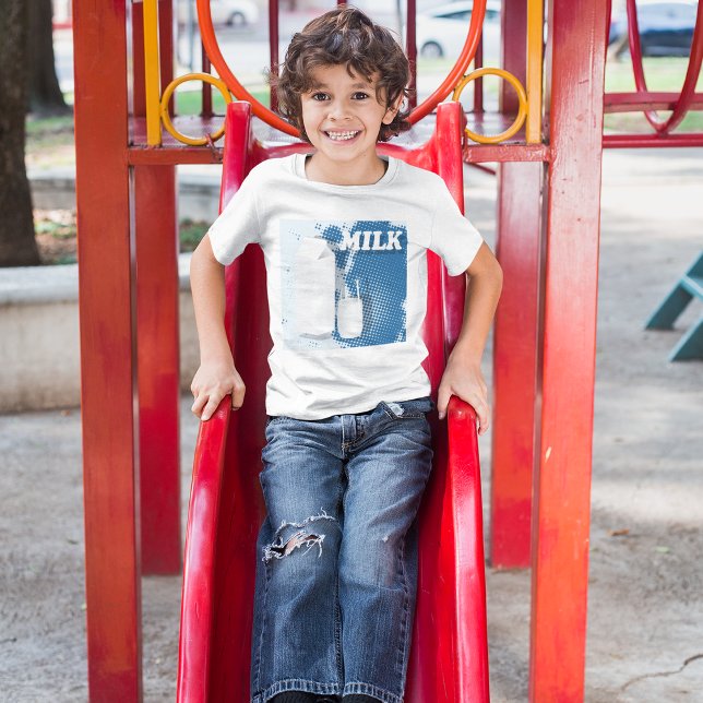 Glas av Mjölk T-Shirt (Skapare uppladdad)