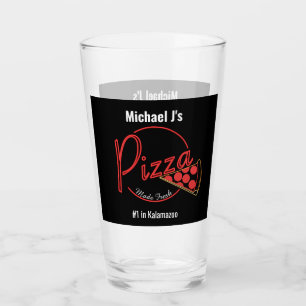 Glas av sorten Pizza Pizzeria Beer, färsk