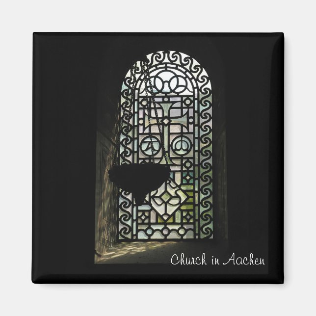 Glasmålning i kyrka i Aachen Magnet (Framsidan)