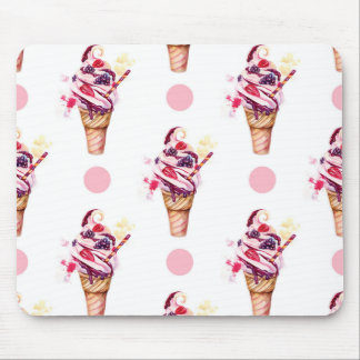 Glass med jordgubben och björnbäret musmatta