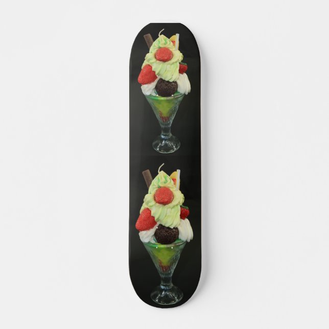 GLASS MINI SKATEBOARD BRÄDA 18,5 CM (Framsida)