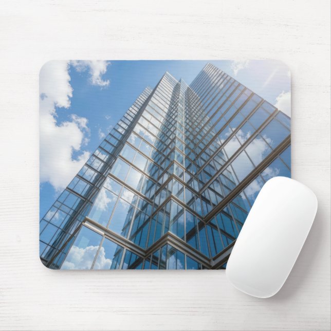 Glass Skyscraper With Cloud Refection Musmatta (Med mus)