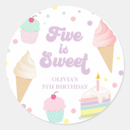 Glasskaka och fem är söta 5-årsdag runt klistermärke