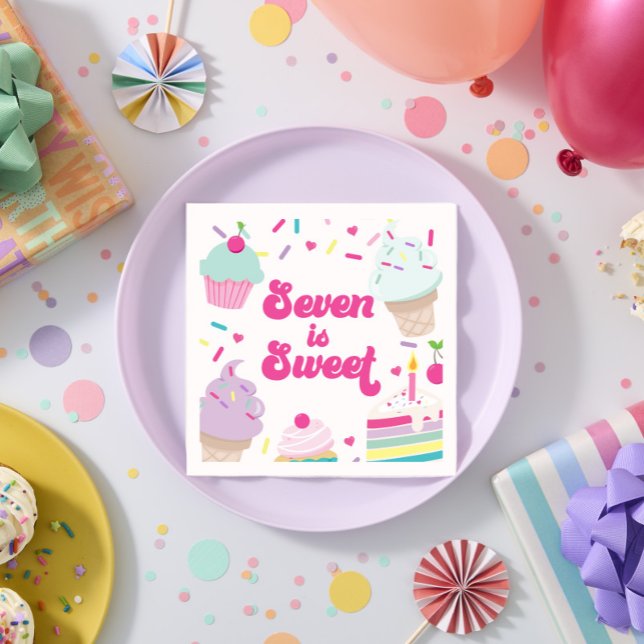 Glasskaka och tårta Seven är Söt 7-årsdag Pappersservett (Skapare uppladdad)