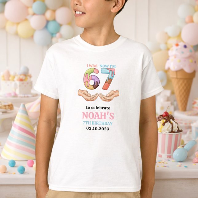 Glasskasse “Six Seven” 7-års födelsedagsfest för b T Shirt (Ice Cream “Six Seven” 7th Birthday Party for Kids T-Shirt)