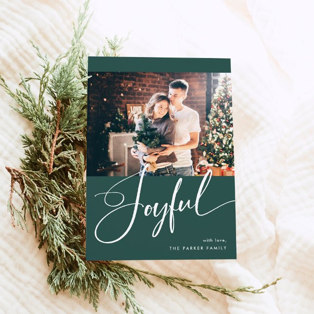 Glatt | Elegant och två foton jul Julkort (An elegant green Christmas photo card that says "joyful" in modern calligraphy)
