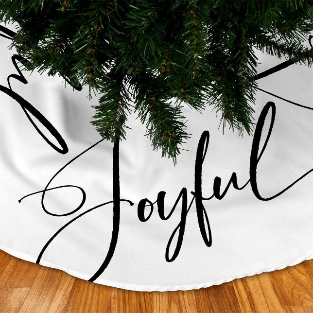 Glatt | Elegant Skript Julsvart och vit Julgransmatta Borstad Polyester (An elegant and unique Christmas tree skirt featuring stunning calligraphy that says "joyful")