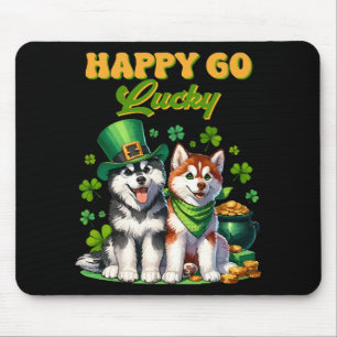 Glatt och lyckligt sött husky St. Patricks dag Musmatta